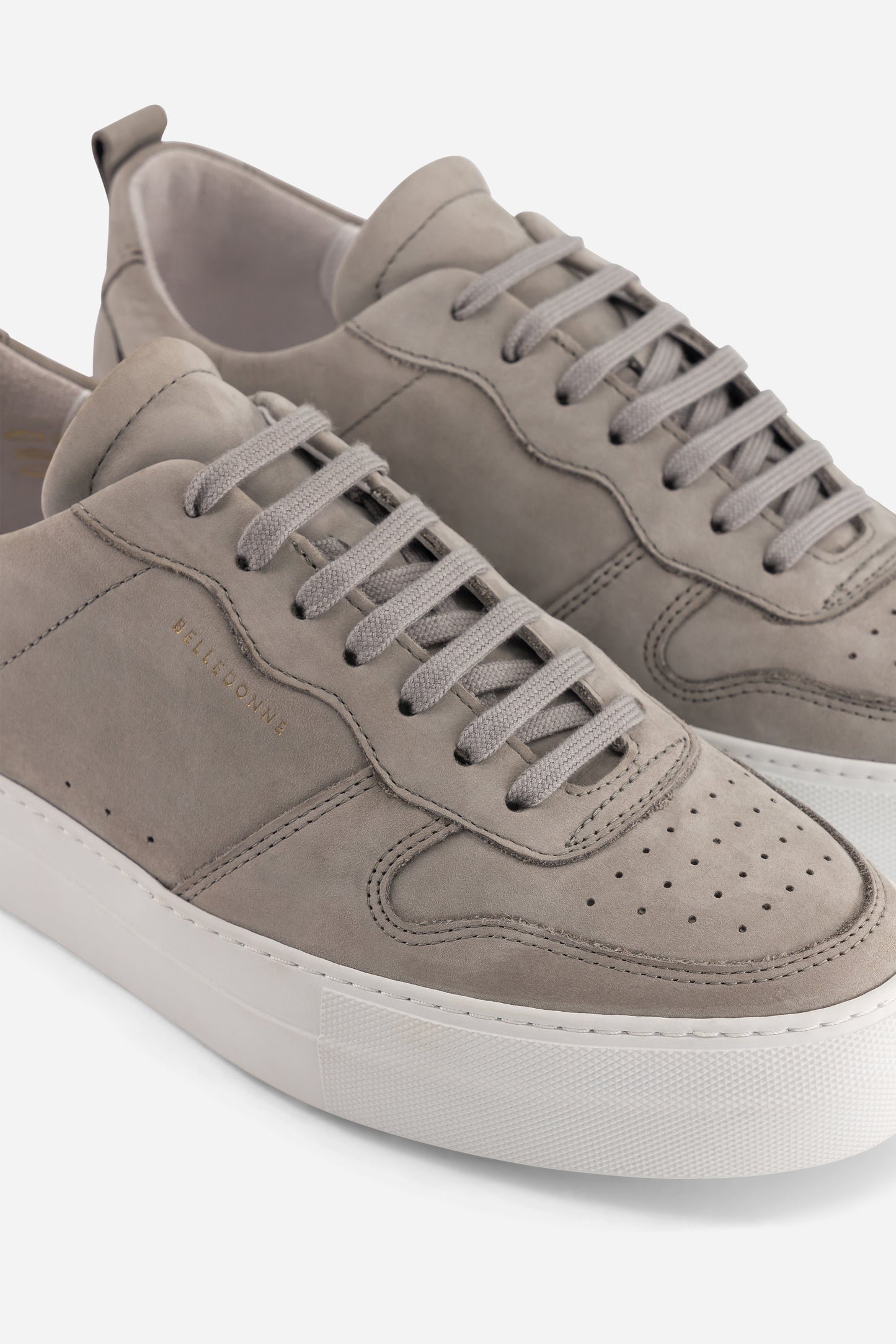 B0 Playground - Nubuck Gris