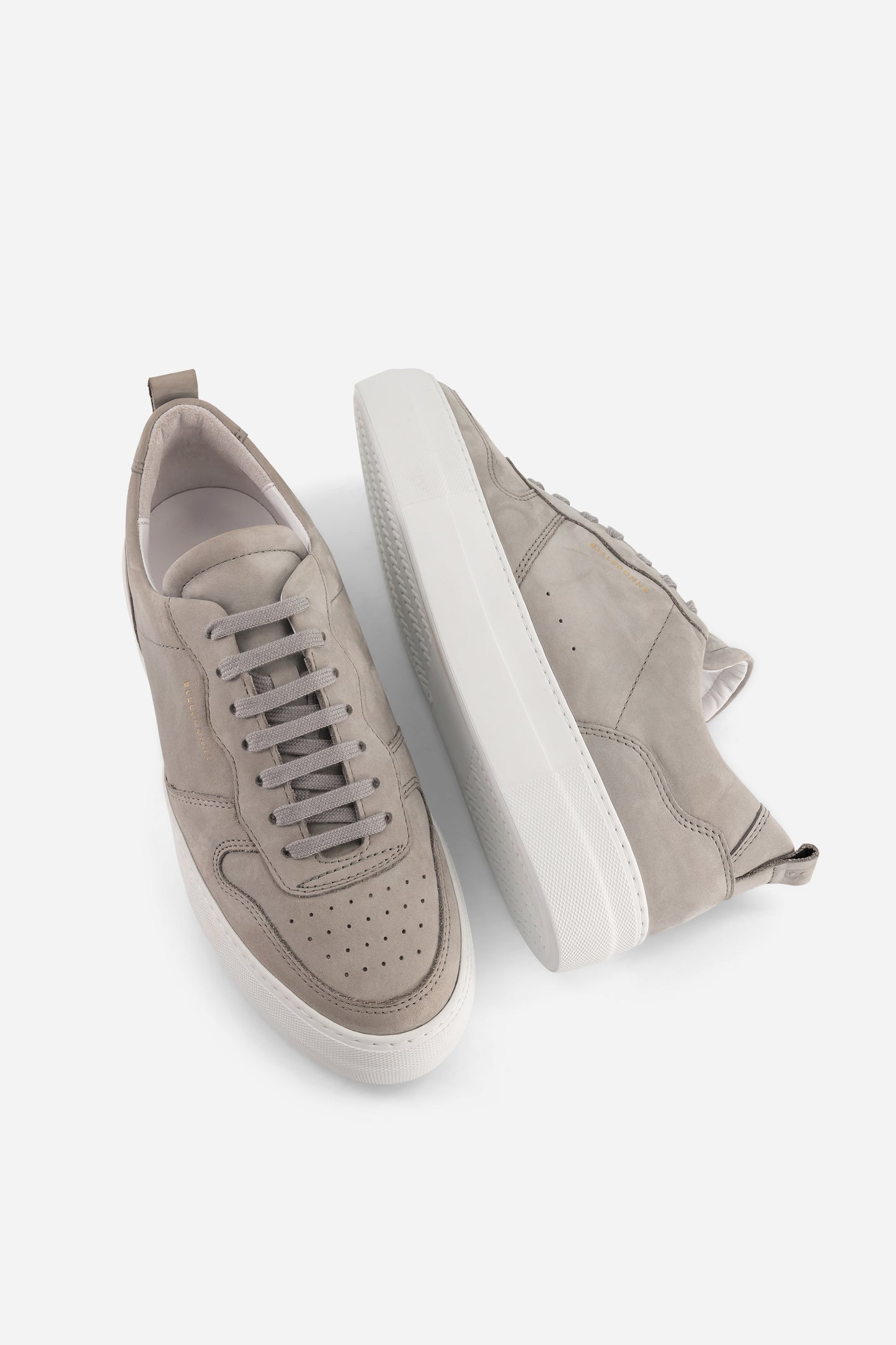 B0 Playground - Nubuck Gris