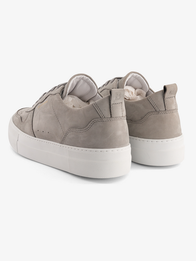 B0 Playground - Nubuck Gris