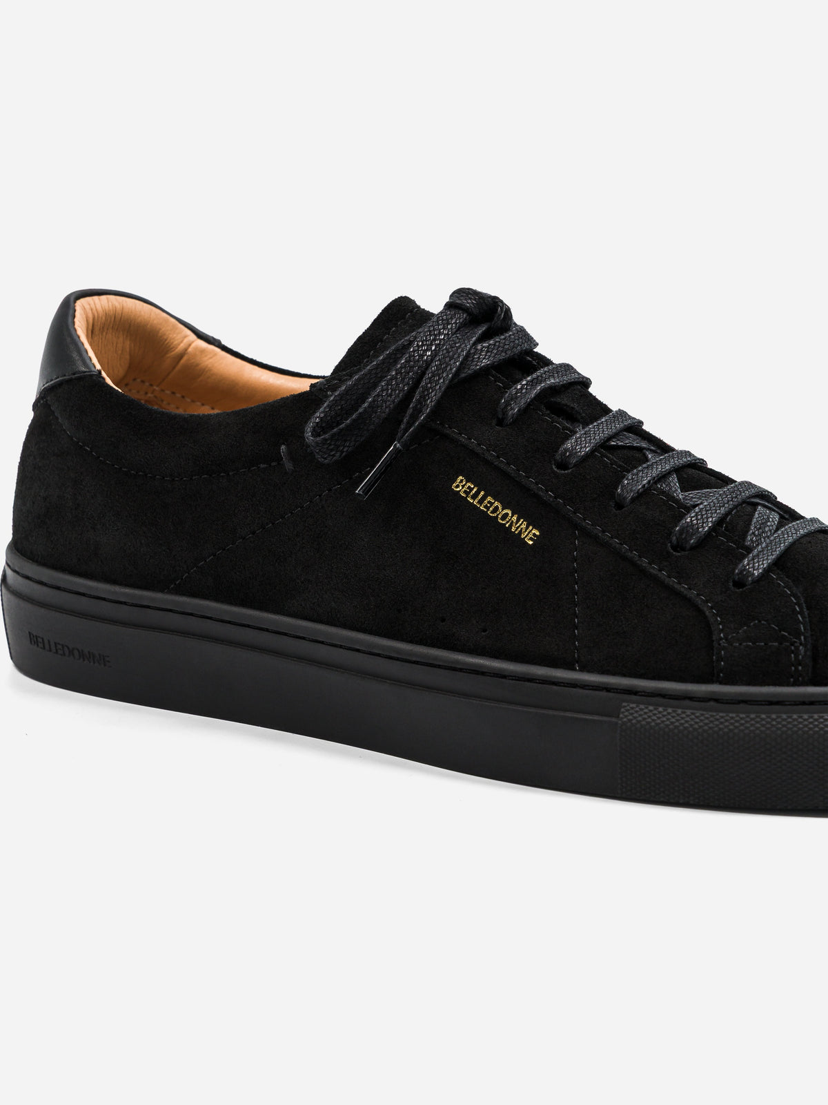 Belledonne B1 Full Black, vue avant
