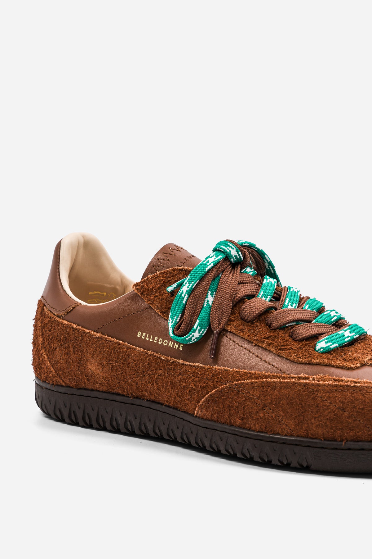 B7 - Hairy Tan