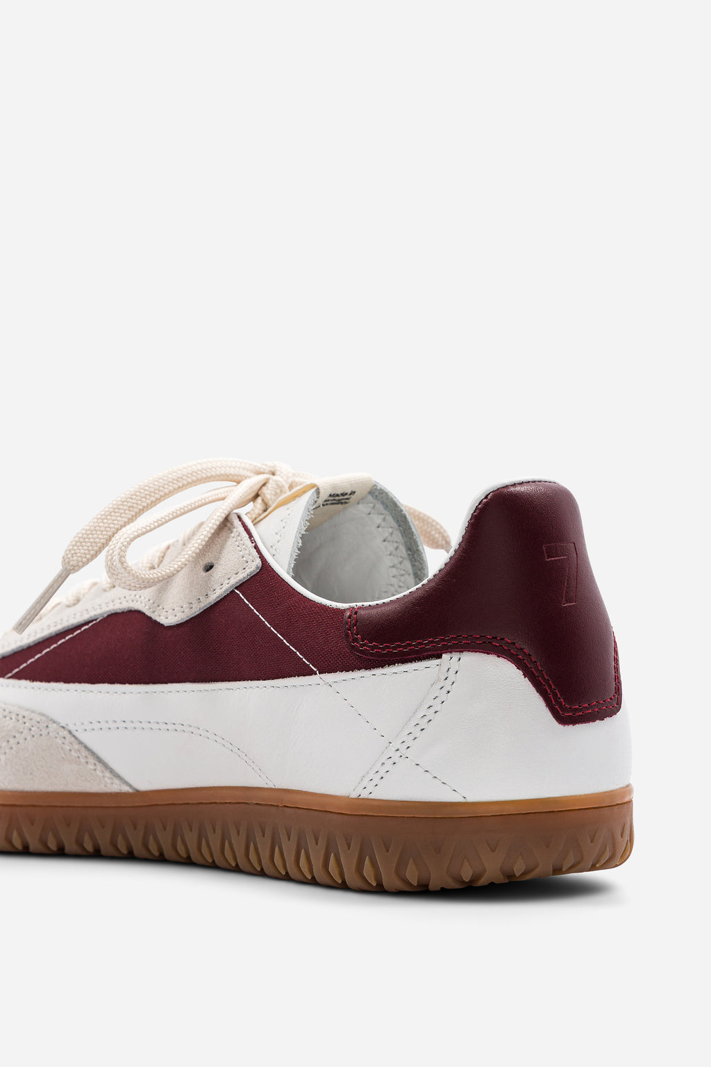 B7 - Burgundy
