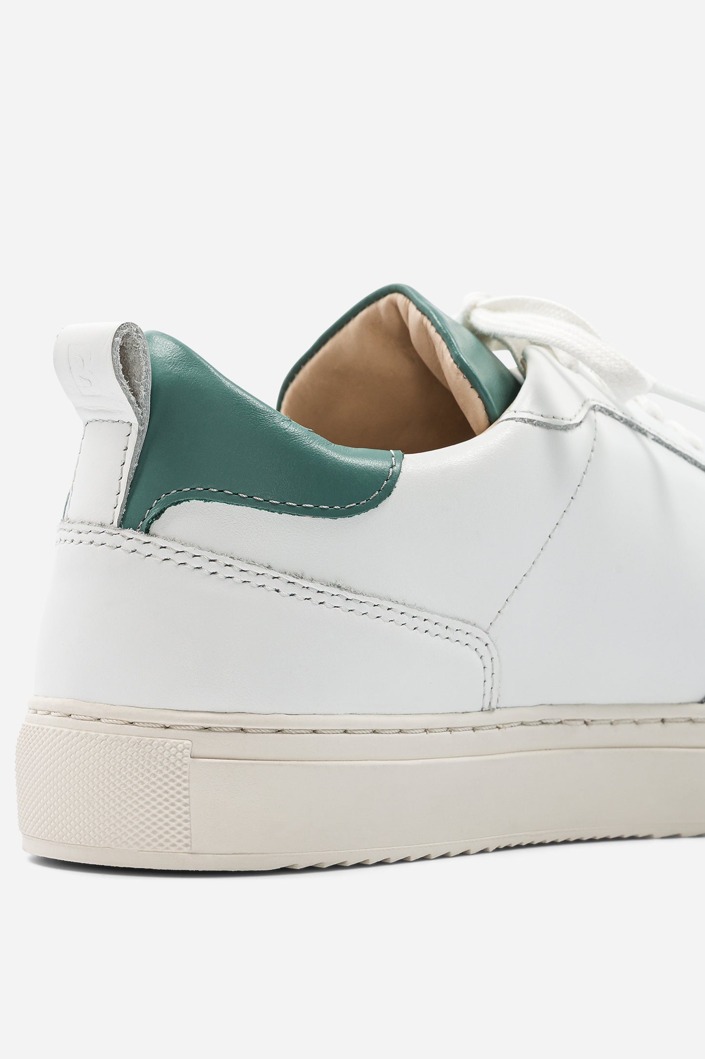 B0 - Essential Opale