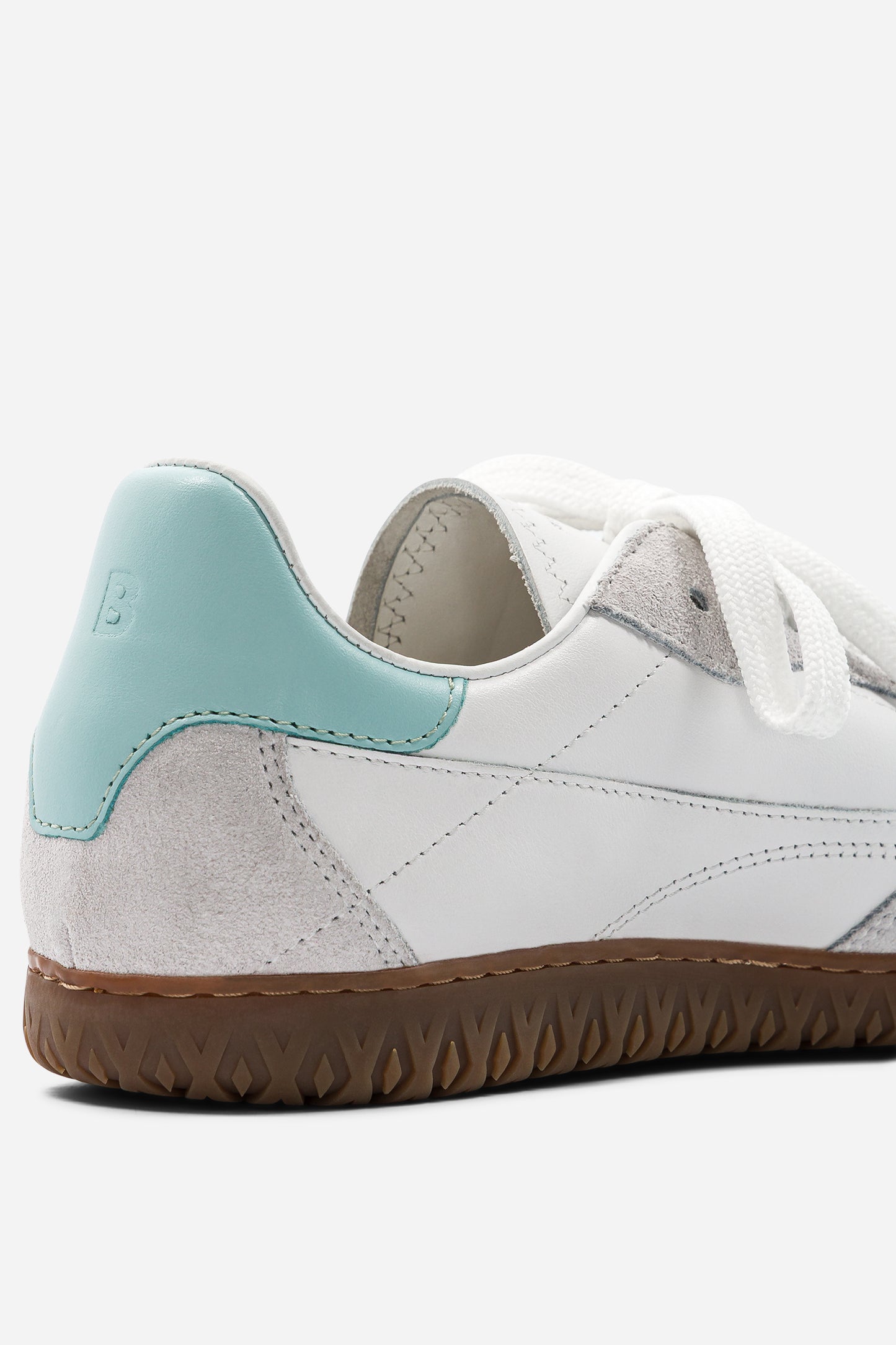 B7 - Essential Cielo