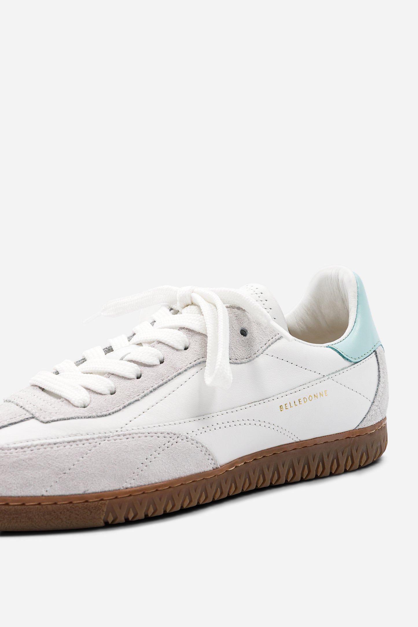 B7 - Essential Cielo