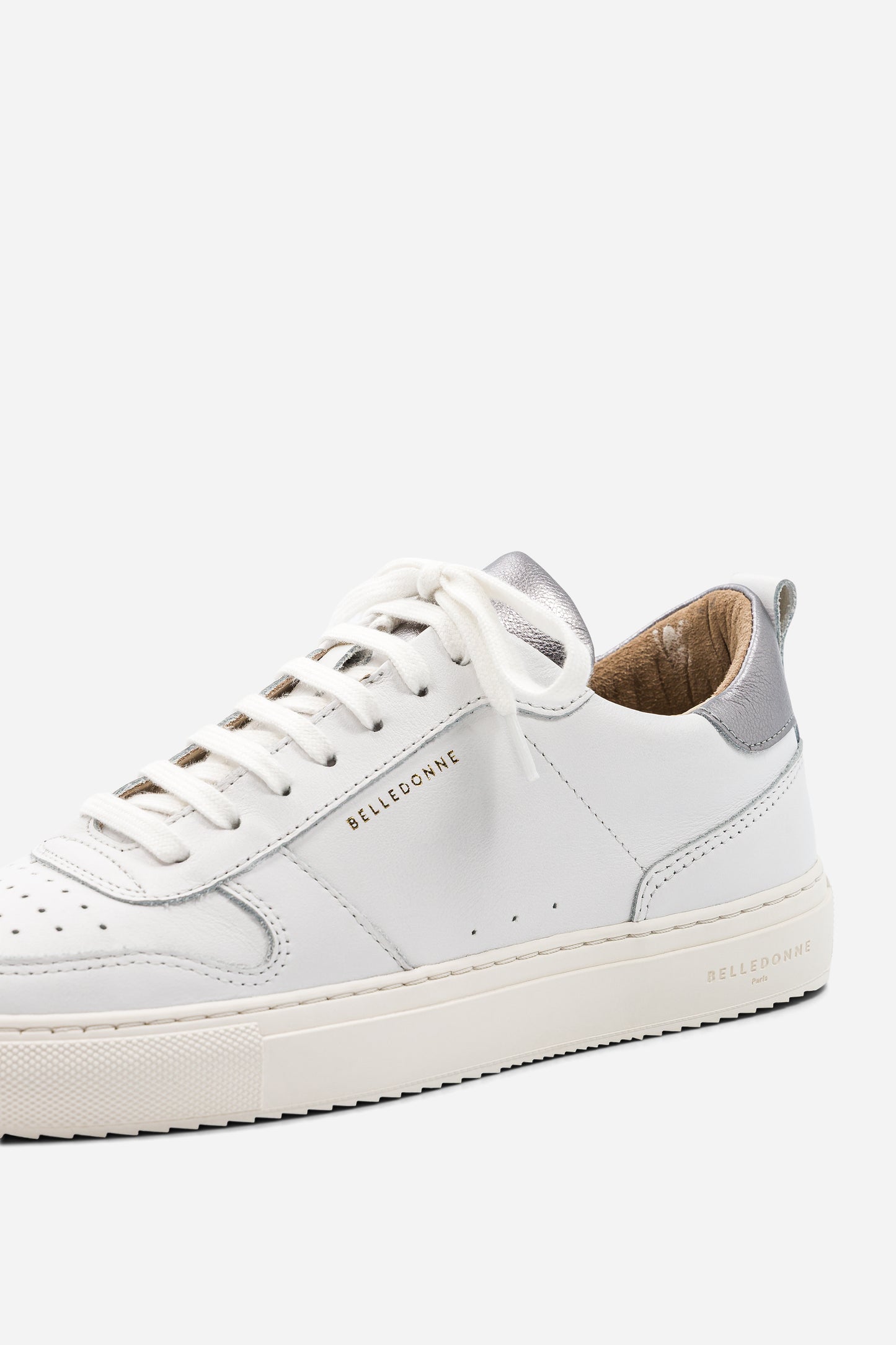 B0 - Essential Silver