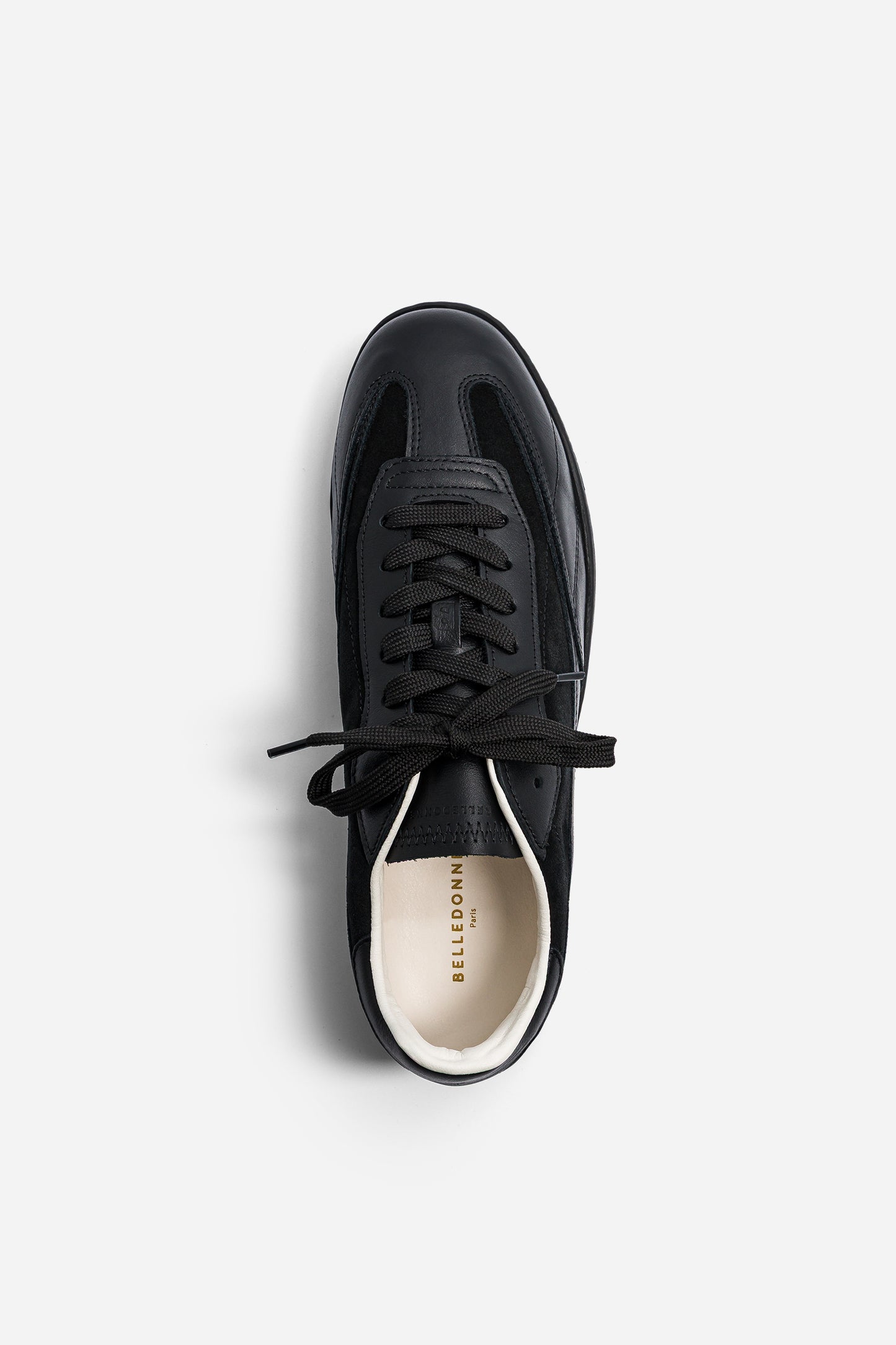 B7 - Monochrome Black