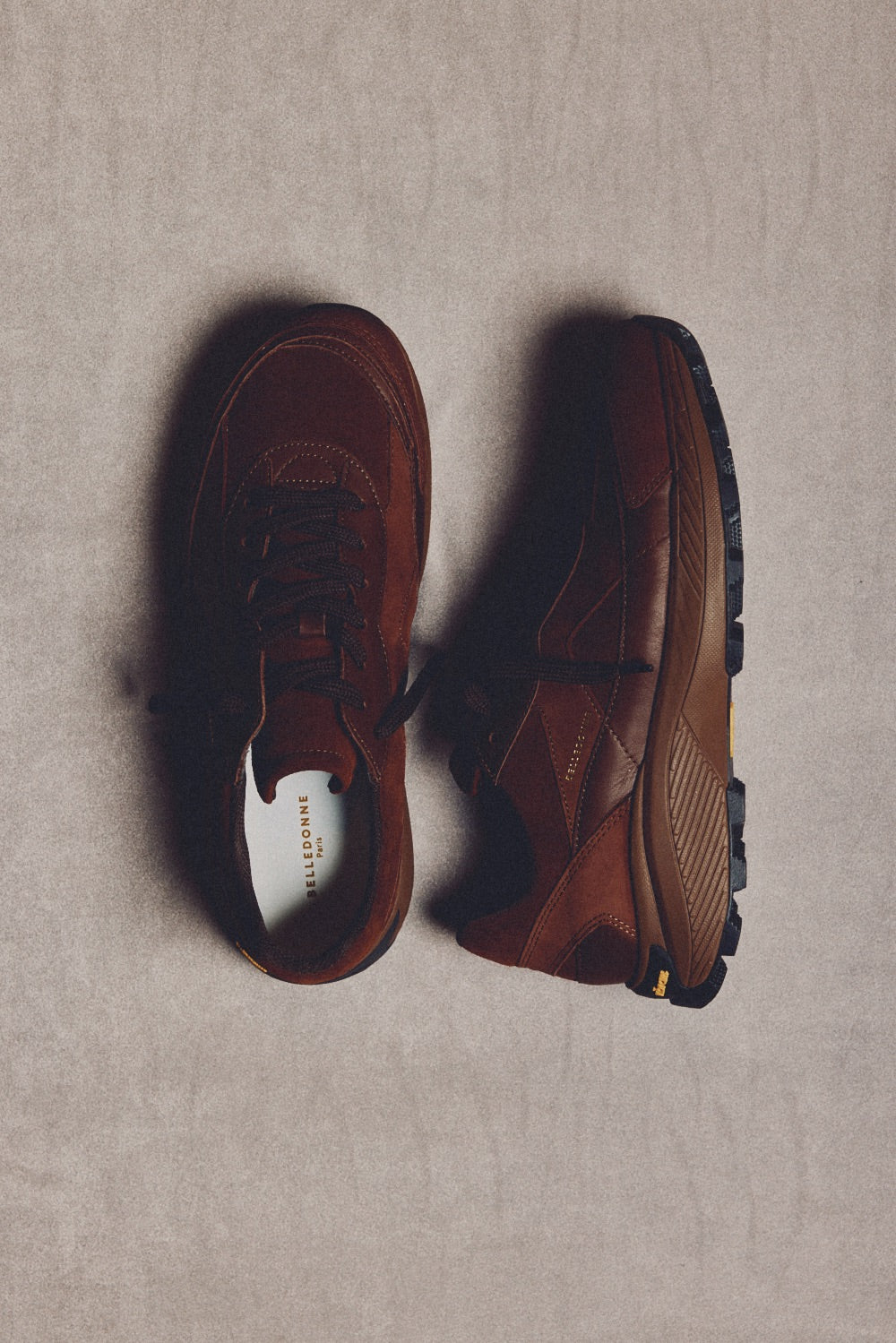 Belledonne B9 Chestnut, mise en scène