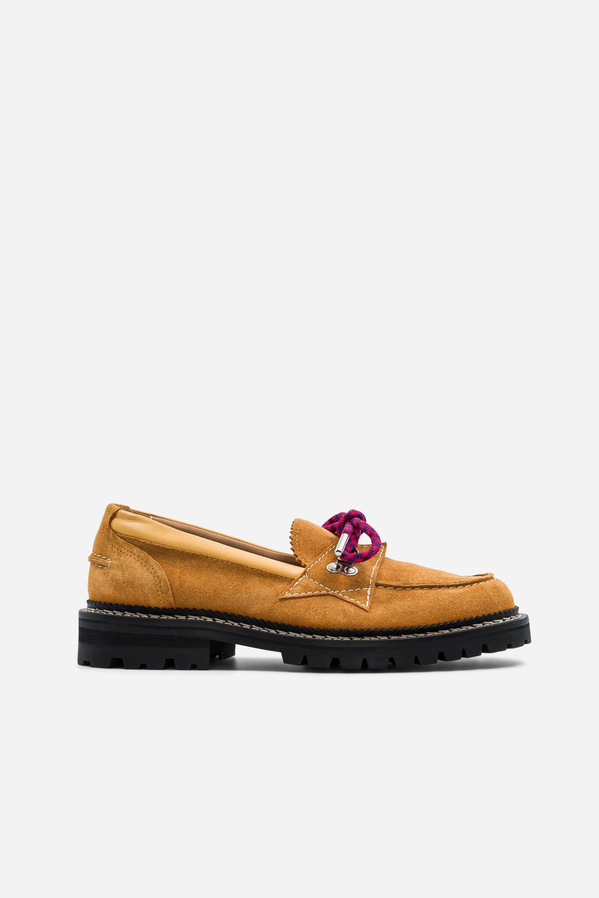 Loafer Climb - Lion