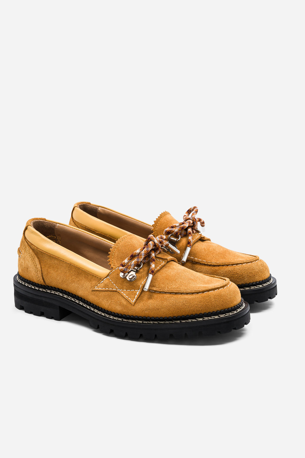 Loafer Climb - Lion
