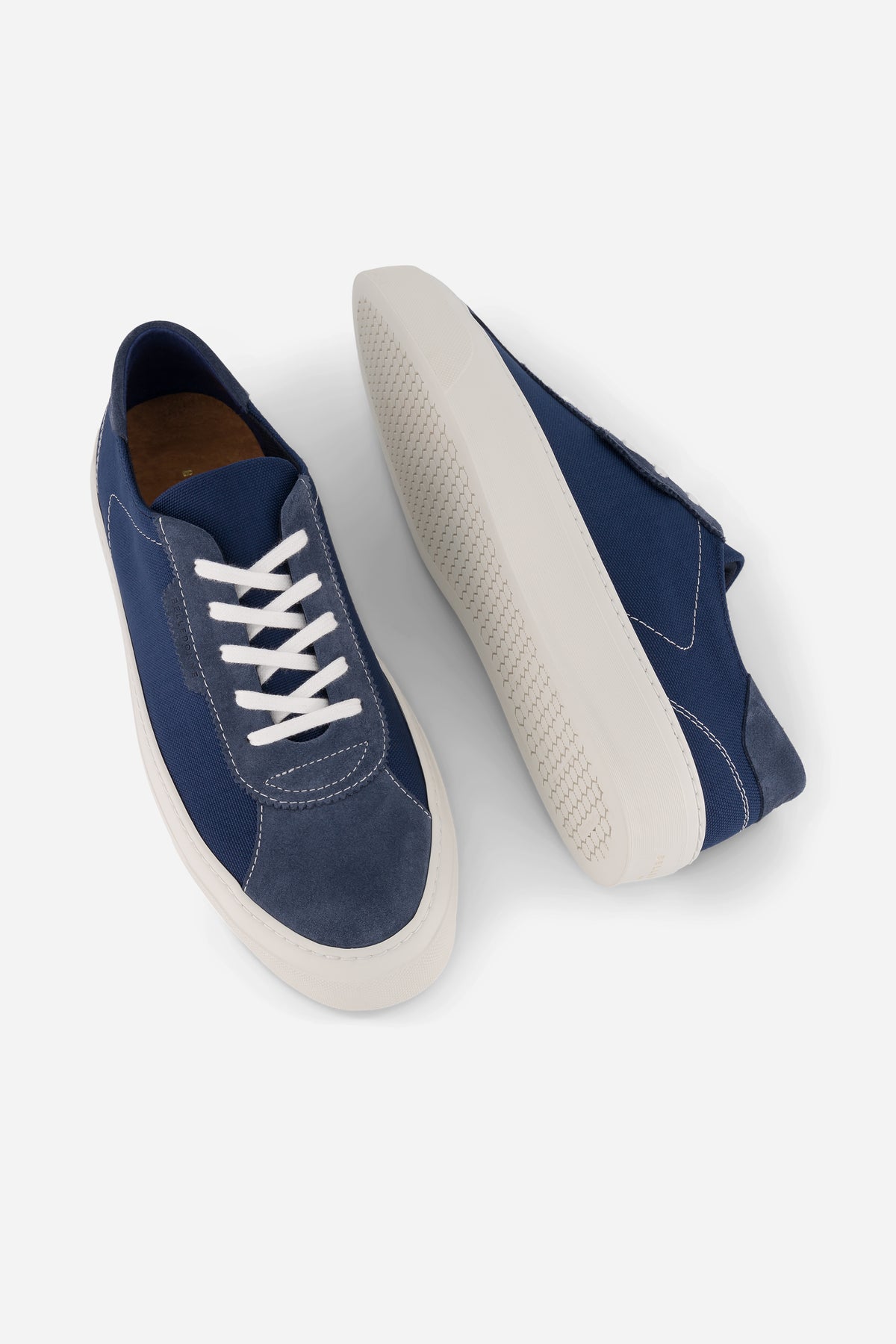 B3 - Blue