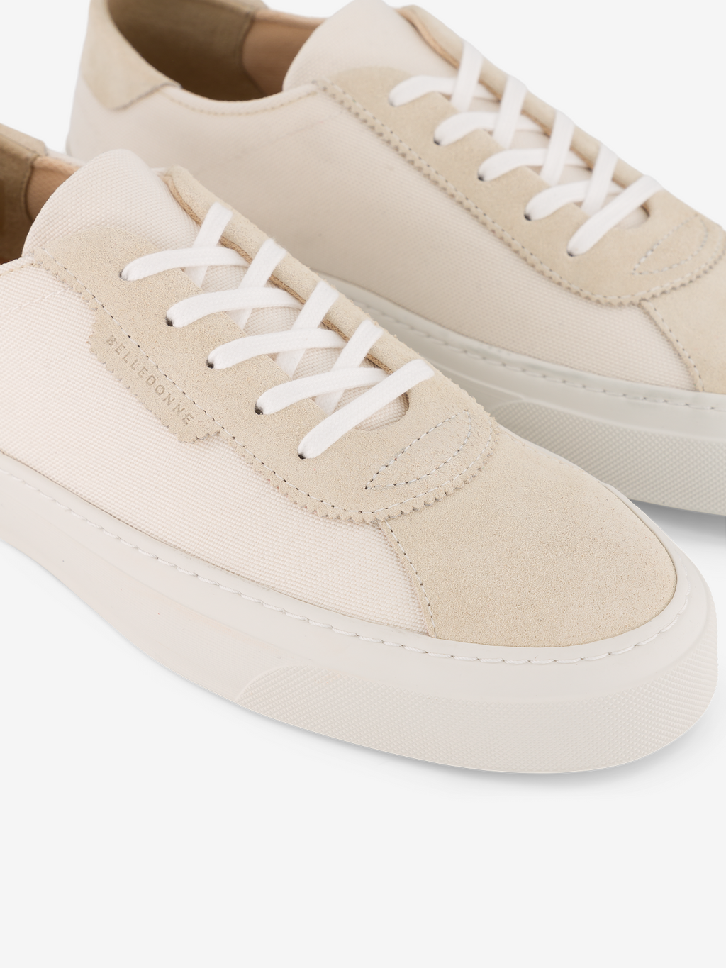 B3 - Beige